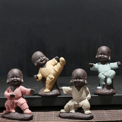 Lila agyag kungfu tea kisállat kis szerzetes tea kiegészítők lakberendezés Kerámia kézművesség Szerzetes figura Buddha szobor díszítés