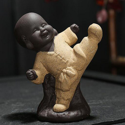 Violeta māla Kungfu tēja mājdzīvnieks Mazais mūku tējas aksesuāri Mājas dekors Keramikas amatniecība Mūka figūriņa Budas statujas dekorēšana