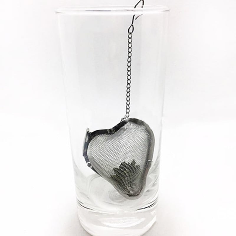 2 бр. Цедка за запарване на чай във формата на сърце от неръждаема стомана с мрежест филтър с верижка за подправки от листа за горещ чай Чаена топка