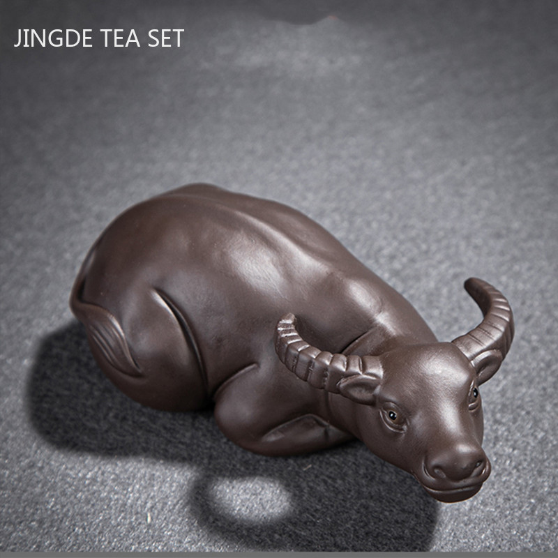 Radošums Purpura Māla tēja Mājdzīvnieks Ķīniešu laimīgo liellopu figūriņu rotājums Mājas tējas galda dekorēšana Aksesuāri Roku darbs Amatniecība