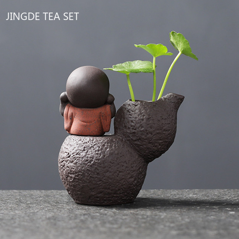 Roku darbs purpura māla tējas rotājumi mājdzīvniekiem Maza Budas mūka figūriņa Galda puķu pods Tējas galda apdares piederumi Dāvanas