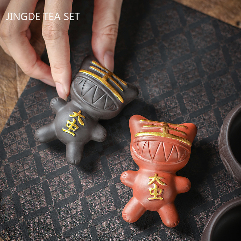 Radošums Mazais tīģeris modelis tējas galda rotājums ķīniešu purpursarkanā māla tēja mājdzīvnieku dekorēšana biroja galddatoru dekori ar rokām darināti amatniecība