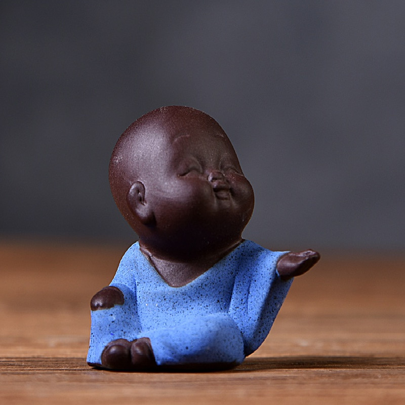 Tējas mājdzīvnieku dekorācijas var paaugstināt purpursarkano smilšu rakstāmgaldu Dzīvojamā istaba Zen mazais mūks tējas ceremonijas aksesuāri Boutique dāvanas