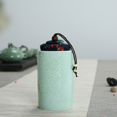 Celadon reljefs ar vāku mājas Ganoderma lucidum tēja kafijas pupiņas biskvīts konfektes aizzīmogotas kannas tabletes pulveris keramikas uzglabāšanas tvertne