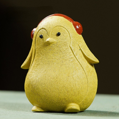 1 gab. Roku darbs purpursarkanā māla burvīgs pingvīns, dzeltens figūriņas rotājums ar pirkstu galiem, tēja, rotaļlieta, tēja Mājdzīvnieki Boutique tējas galda amatniecība