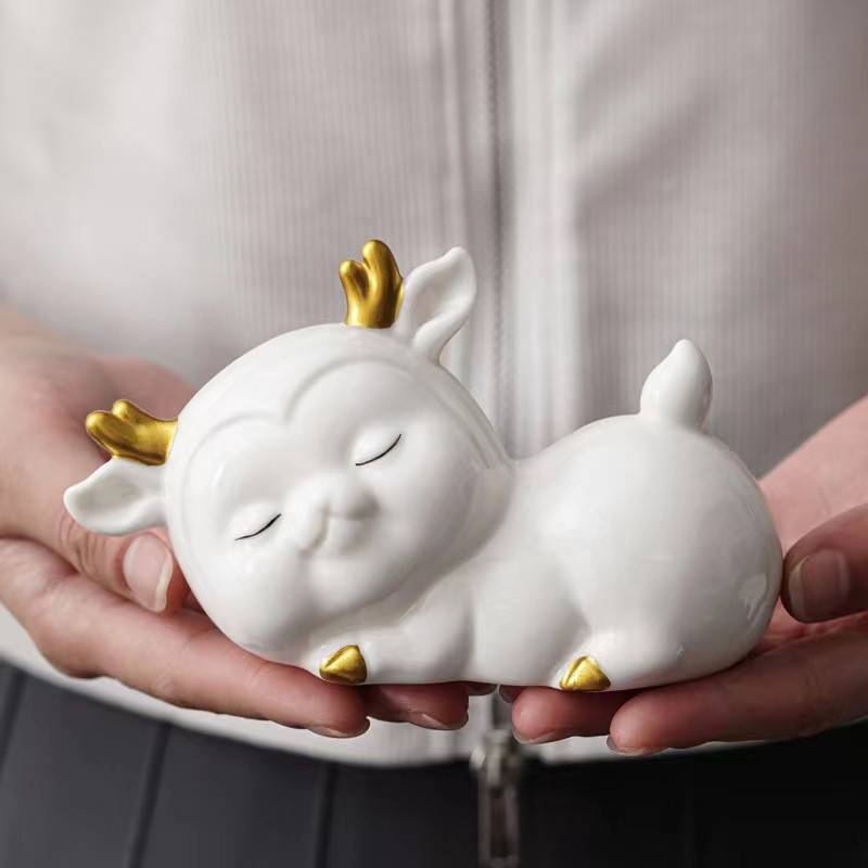 1 PC simulācijas dzīvnieku tēja, mājdzīvnieku rotājums, galda statuja, tradicionālā skulptūra, atmosfēra mājas biroja figūriņas, amatniecības dāvanu rotaļlieta