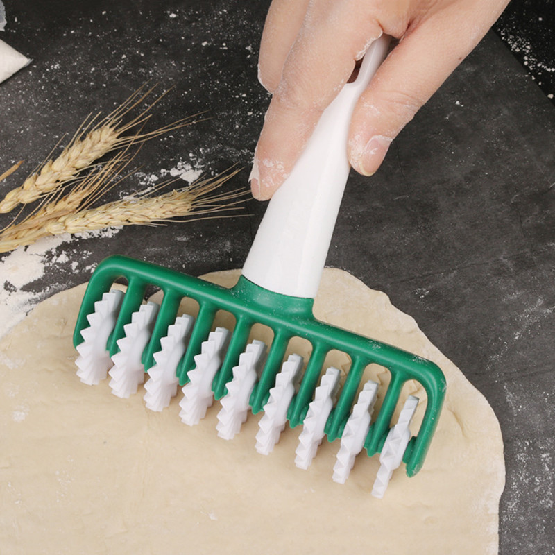 1 gab nūdeļu griezējs plastmasas rullītis mīklas konditorejas nazis makaronu ravioli cepumi rullējamā tapa Nūdeļu velmēšanas mīklas griezējs virtuves rīki