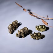 Saadaval 4 stiili Messingist ninasarvikud kujukesed Kääbikud lauaarvutite teekaunistused Klassikaline väikeloomade tee Lemmikloomade kodukaunistused