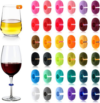 36 db Színes véletlenszerű szilikon borospohár jelölő gyümölcslé poharak csésze címkék kültéri esküvői eljegyzéshez