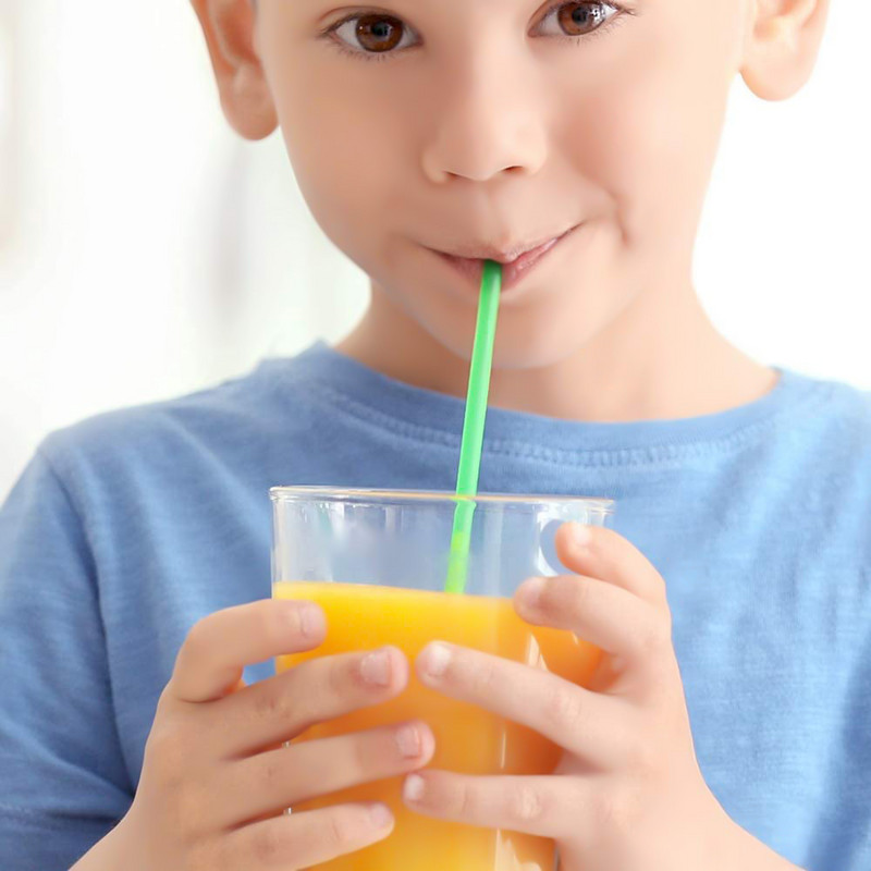 100 vnt. plastikiniai vienkartiniai šiaudeliai Spalvingi pieno arbatos šiaudeliai Gimtadienio šventės reikmenys Virtuvės reikmenys