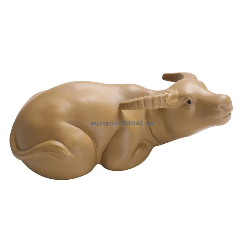 Boutique ar rokām darināta purpura māla tēja mājdzīvnieku rotājumi Lucky Cattle Statue Animal Tea