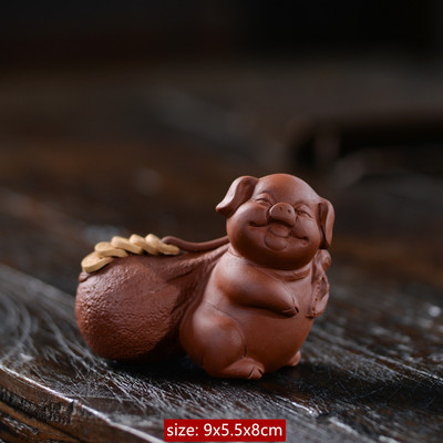 Yixing Пурпурна глина Животно Чай Домашен любимец Щастливо прасенце Статуя Орнаменти Ръчно изработена чаена фигурка Скулптура Занаяти Домашен сервиз за чай Декорации
