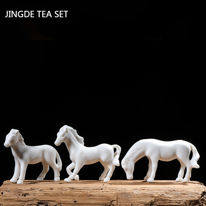 Бутикова керамика Чай Домашен любимец Малко бяло конче Модел Орнамент Творчество Декорация на дома Саксийни растения Декоративни аксесоари