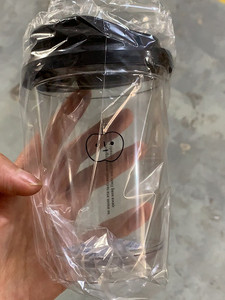 2023 Caurspīdīgas ūdens pudeles 470/355Ml Plastmasas ūdens pudele sulai Piens Tēja Kafijas Tases Skolas Necaurlaidīga dzeramā pudele