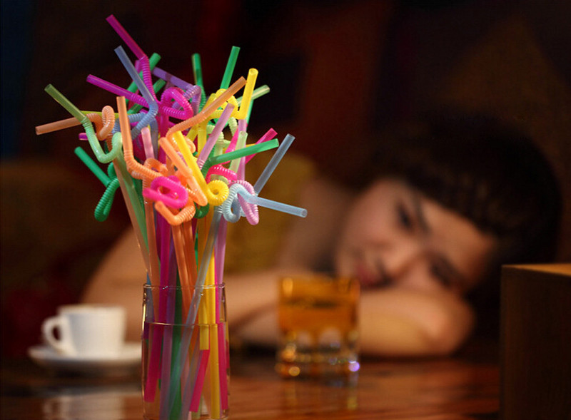 Vestuvių šiaudeliai 50 vnt. įvairių formų gėrimų vakarėlis Pegeant gimtadienio plastikinė virtuvė, valgomasis ir baras