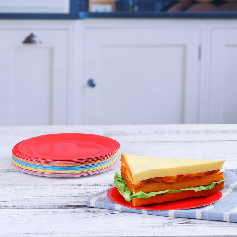 50 vnt Popierinės lėkštės Spalvingos vakarėlio lėkštės apvalios vakarienės lėkštės gimtadienio vestuviniam dušui Kalėdų vakarėlio reikmenys