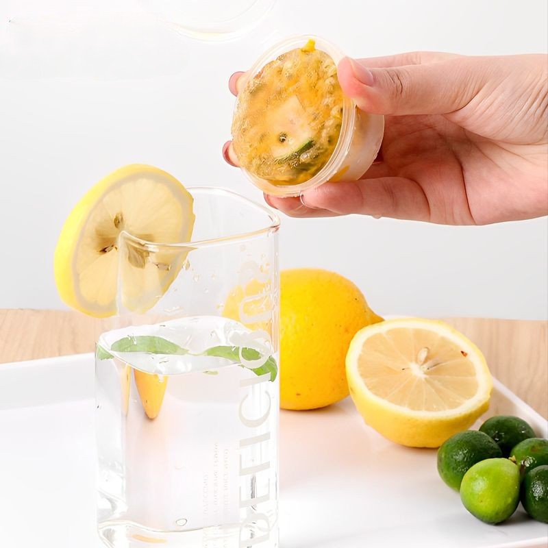 100 vnt skaidraus maisto mažų padažų talpyklų sulčių pakuotės dėžutė ir dangtelis, nešiojamasis vienkartinis plastikinis puodelis, skaidrus vaisių dozatorius