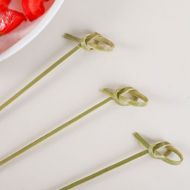 100 DB eldobható bambusz nyakkendő csomózott nyárs csavart végű koktél étel gyümölcs csákány Villarudak vendéglátóipari desszertekhez VC