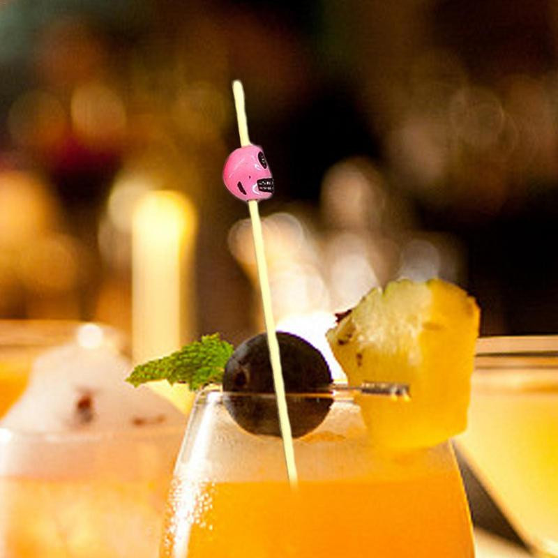Kokteilių krapštukai Kaukolė Kokteilis Maistas Vaisių lazdelė Dekoratyvinis maistas Vaisių Dantų krapštukai Vakarėliams Nešiojami tortų krapštukai Baro tapas