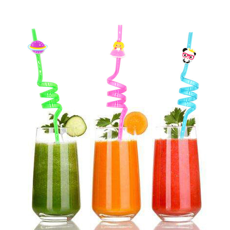 1 vnt Cartoon Panda plastikiniai spiraliniai gėrimo šiaudeliai, naudojami gimtadienio vakarėliui su vyno puodeliu