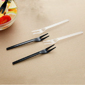 50 db/szett Eldobható műanyag kis villa egyedileg csomagolt étkészlet kellékek gyümölcs desszert tortavillák bulitartozékok