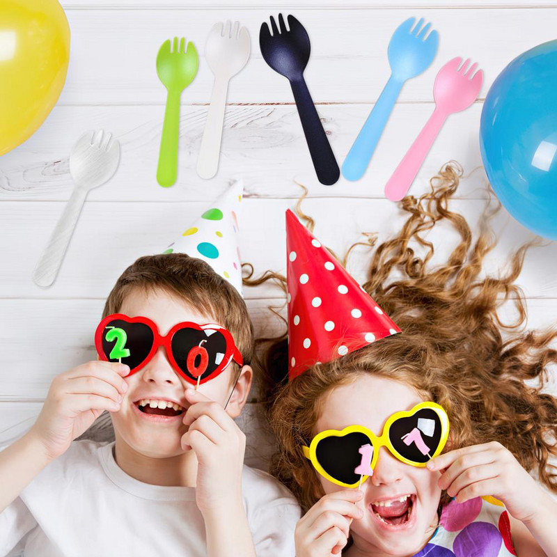 100db Mini desszert kanalak Többcélú eldobható műanyag kanál parti kellékek esküvőkre, piknikekre, zuhanyzókra, konyhai eszközökre