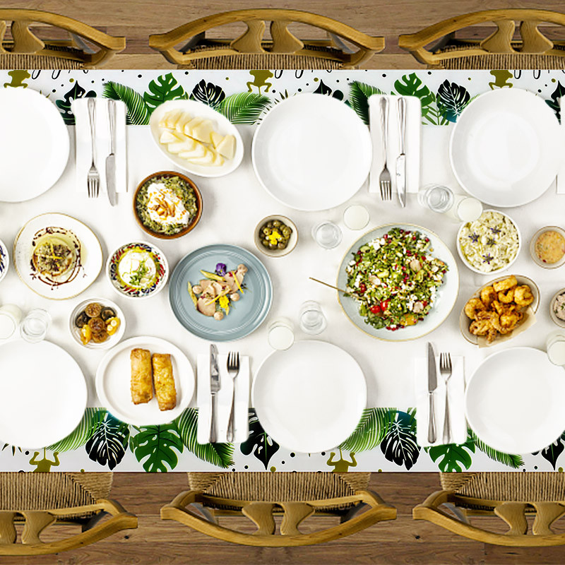 Džiunglių gyvūnų vakarėlio vienkartinė staltiesė Wild One 1-ojo gimtadienio vakarėliui dekoruoti vaikams kūdikių dušas 109x180 cm miško staltiesė