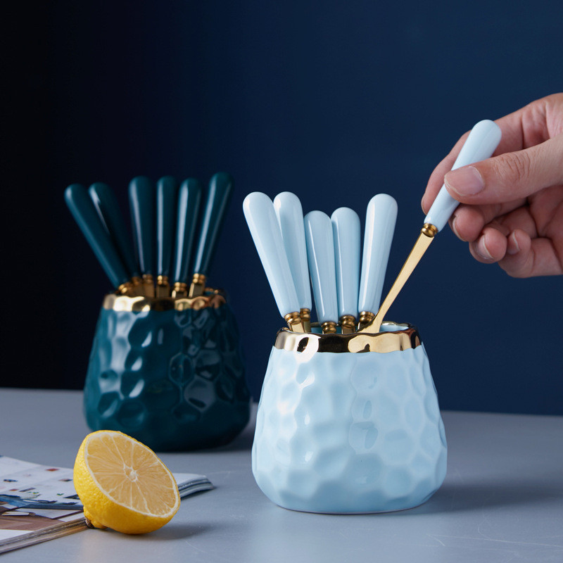 Set de tacâmuri din ceramică marmorată de aur Rezervor de depozitare Set de lingură și furculiță de aur Set de cină cu oglindă pentru cafea