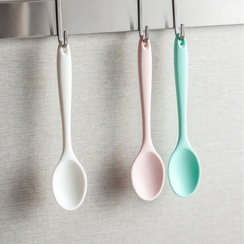 2GB Pārtikas kvalitātes silikona zupas karote Mājas nelipīga, maza podiņa zemes karote Virtuves piederumi Galda trauki gatavošanas rīks