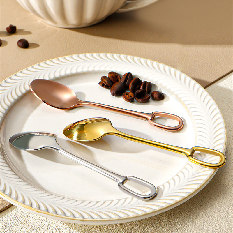 304 nerūsējošā tērauda karote ar iekarināmiem caurumiem Radoša kafijas karote garšvielu burciņa karote Daudzfunkcionālas mini maisīšanas karotes