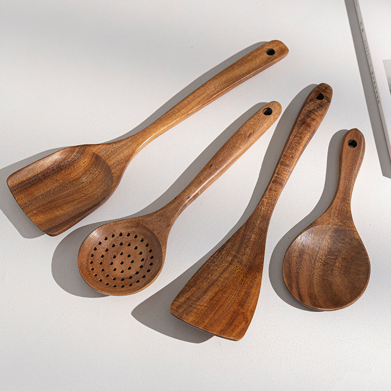 Akācijas koka virtuves trauki Ziemeļvalstu stila koka karotes lāpstiņas virtuves piederumu komplekts mājsaimniecības nelīpošas pannas lāpsta tīkkoka galda piederumi