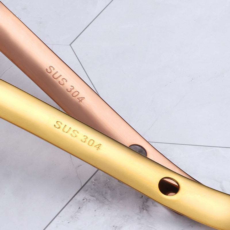 304 Nerūsējošā tērauda zupas karote Daudzkrāsaina biezināta rīsu karote, garš kāts ar caurumiem Lieli virtuves galda piederumi