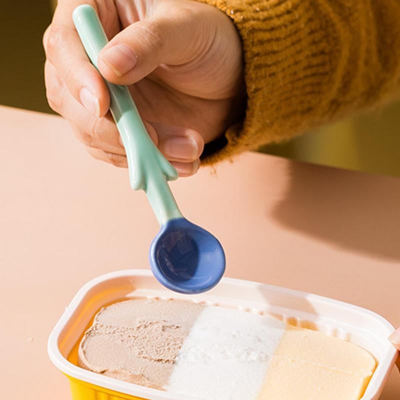 Mini tulpju keramikas ziedu karotes deserta kafijas piena maisīšanas karote ar garu kātu Mājas ballīšu galda piederumi