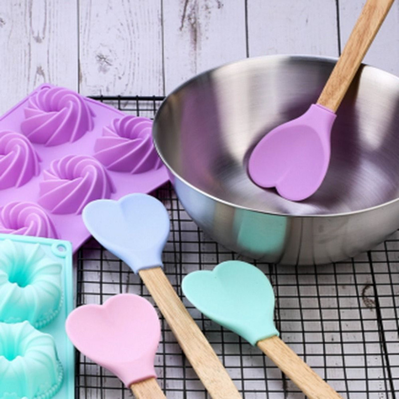 Sirds formas silikona maisīšanas karote saldējuma karote ar koka rokturi, siltumizolācija, nepiedegoša cepšanas virtuves piederumi