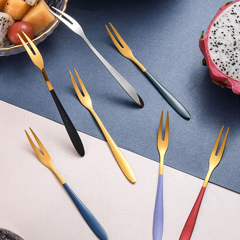 304 Nerūdijančio plieno vaisių šakutės Stalo reikmenys Švediško stalo salotos Užkandžiai Pyragai Desertas Įrankiai Stovyklavietės stalo įrankiai Virtuvės priedai