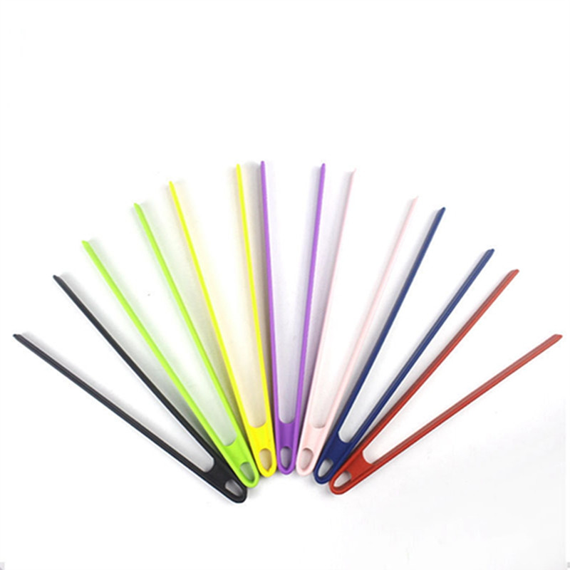 Силиконови щипки за препичане на храна Триветни щипки за кухненски щипки Неплъзгаща се щипка за готвене Скоба Барбекю Инструменти за салата Грил Кухненски аксесоари