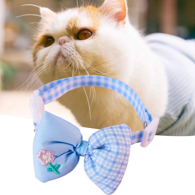1 gab. Regulējama kaķa apkakles sprādzes dizains ar ziedu izšuvumu mājdzīvnieka kakla aplis mājdzīvnieka kaķa suņu rūtainu rūtu apdruka Bowknot kaklasiksna mājdzīvnieku piederumi