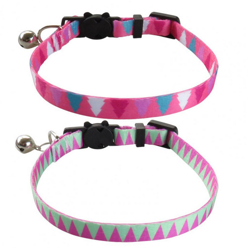 Kaķa kaklasiksna ar regulējamu metāla zvaniņu garuma lolojumdzīvnieka kakla aplis ģeometriskā apdruka, noņemama sprādze Kaķa kakla siksniņa mājdzīvnieku aksesuāri
