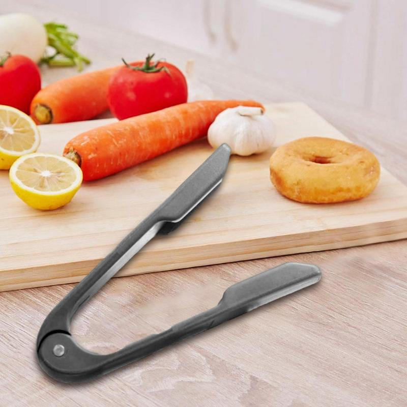 Konyhai fogók Tálaló evőeszközfogók villák rögzítéséhez Kanalak Multifunkcionális tálalófogók BBQ grillezéshez saláta süteményekhez fekete