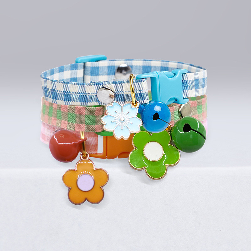 Macskanyakörv Aranyos csengő rajzfilm nyaklánc állítható nyakörv Avokádó medál Kockás macskanyakörv Macska kiskutya kisállat macska kiegészítők