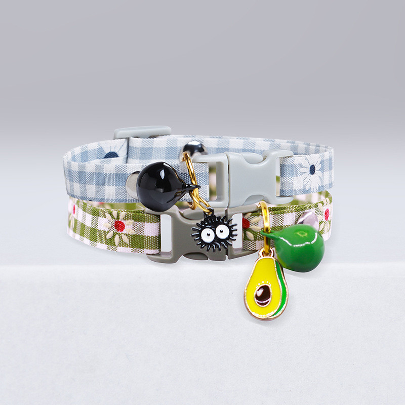 Macskanyakörv Aranyos csengő rajzfilm nyaklánc állítható nyakörv Avokádó medál Kockás macskanyakörv Macska kiskutya kisállat macska kiegészítők