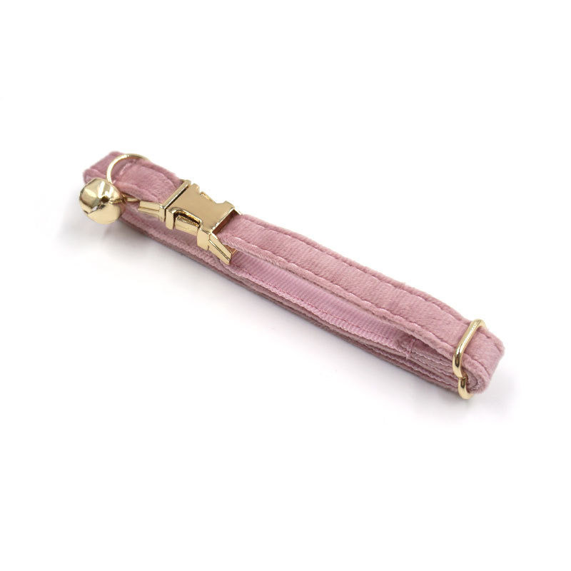 Bársonyos macskanyakörv csengővel, egyszínű kiskutya chihuahua nyaklánc, állítható, elvesztést gátló kutya csípős kisállat kiegészítők