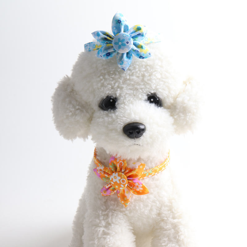 Floral Animal de companie Guler pentru pisici Accesorii pentru câini Colier cu clopoțel Chaturi Arc Bandana Colier floarea-soarelui Rechizite pentru capre Breakaway Charm