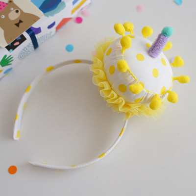 Aranyos kalap születésnapi tortával gyertyákkal Ajándék tervezés Születésnapi parti fejpánt 3D torták Gyerekek Gyerek fejfedők Kiegészítők