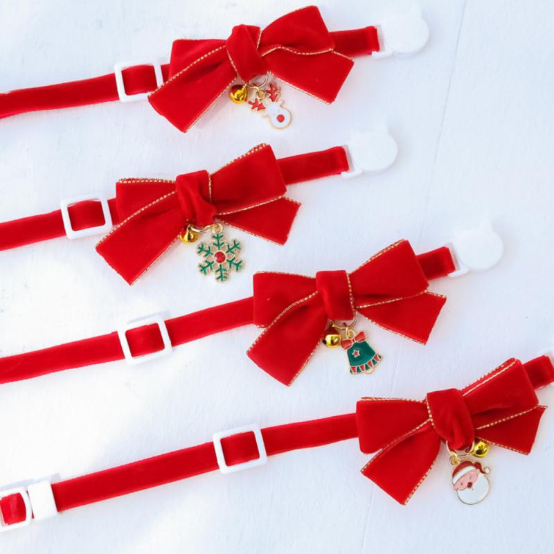 Mājas kaķa kaklasiksnas kaklarota ar zvana drošības sprādzi Ziemassvētku tauriņš Pet tauriņš kaķu kaklasiksnas suņiem kaķiem Kaķu kopšanas aksesuāri