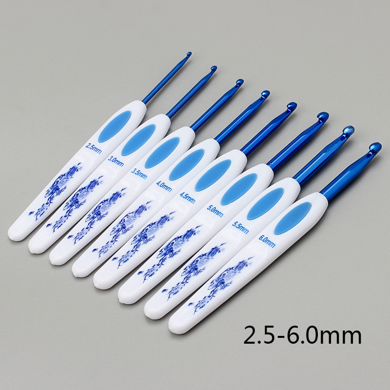 1 db 13,5 cm-es horgolótű, kék-fehér porcelán fogantyú horgolt kötés alumínium horgolt tűk fonalak kötőeszközök 1-6 mm