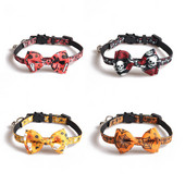 Helovīna tauriņš kaķu kaklasiksnas Regulējamas Breakaway kaķēnu kaklasiksnas Drošība ar kulonu un zvaniņu Ķirbju spoku sikspārņu kaklasiksna mājdzīvniekam