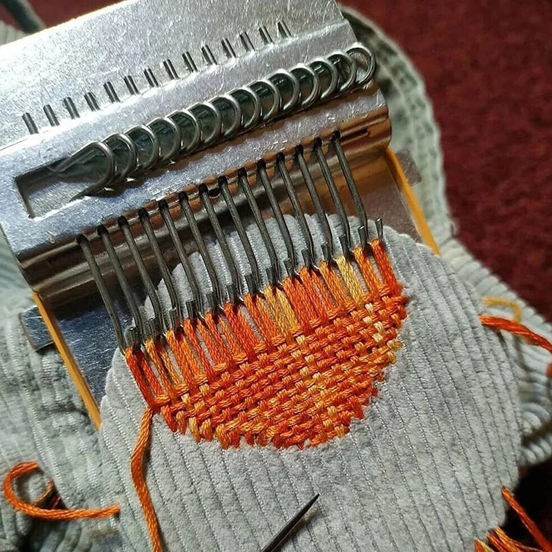 1 PC Mini Darning Lom Machine, DIY apģērbu šūšanas maza stelliņa, maza stelliņa, kas paredzēta drupināšanas mašīnai ar instrukciju piederumiem