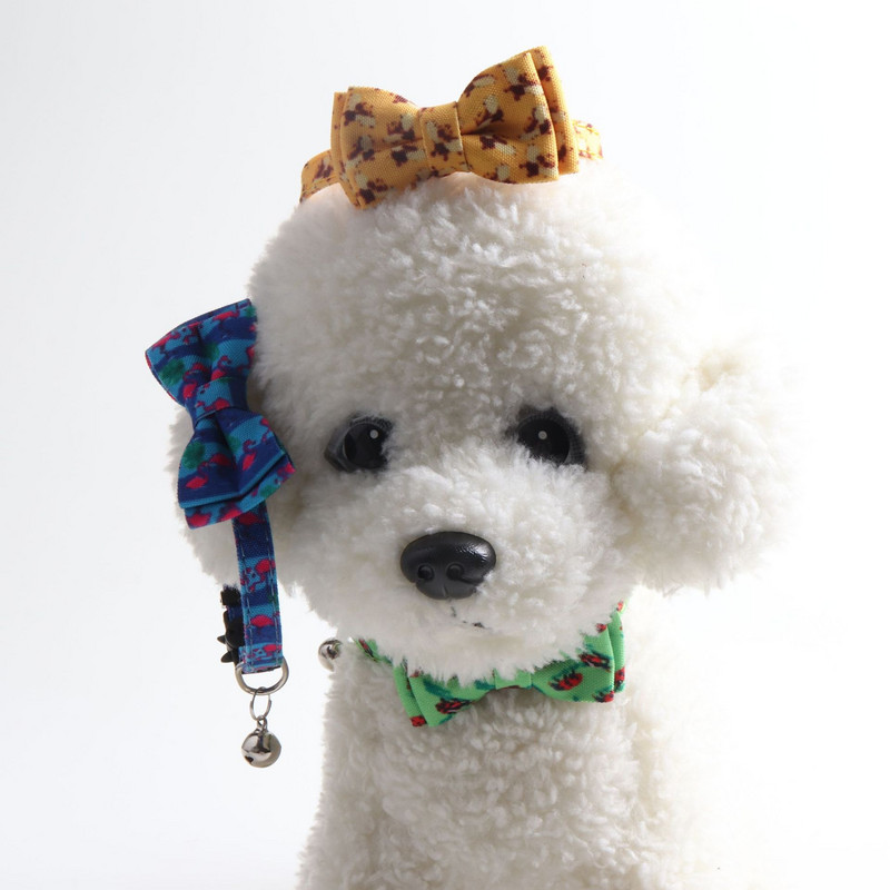 Csokornyakkendő macskanyakörv csengővel Puha, állítható Breakaway macskanyakörv csokornyakkendővel, vidám mintákkal Flymingo élénk színű nyárra