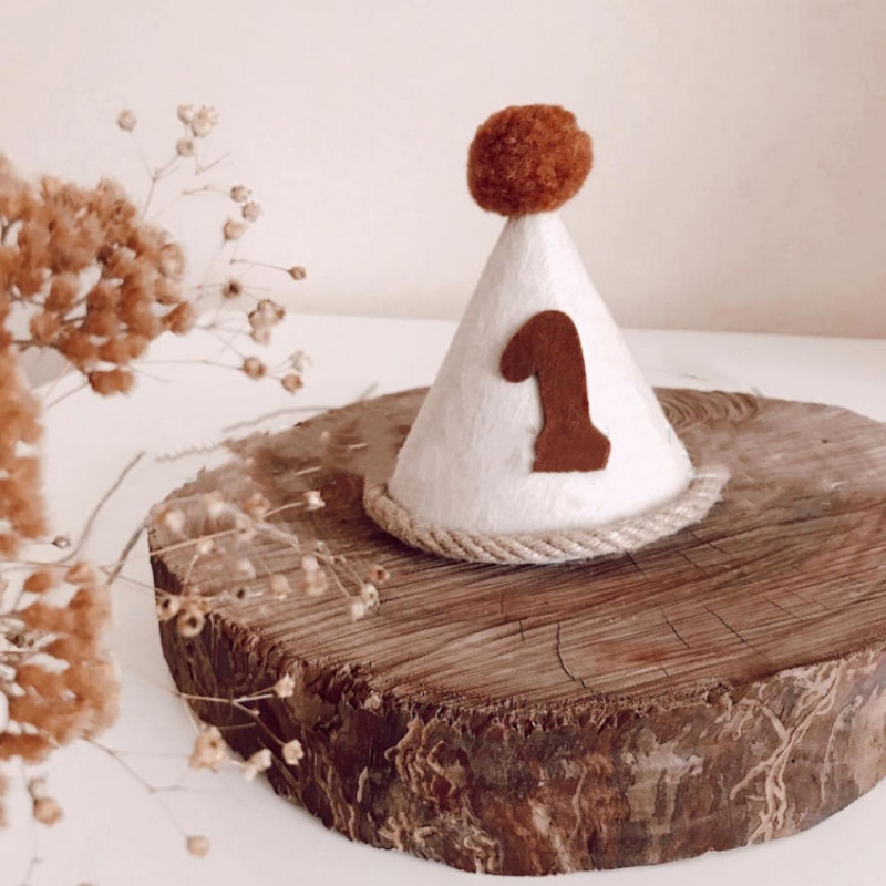 INS New First Kids Non Woven Cream Καπέλο γενεθλίων Baby Shower Dress Up Σκουπίδια μάλλινη 2χρονη με μυτερό καπέλο